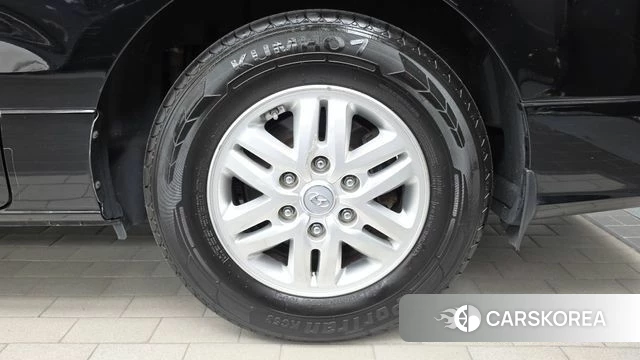Hyundai The New Grand Starex id 4688750 из Кореи 13