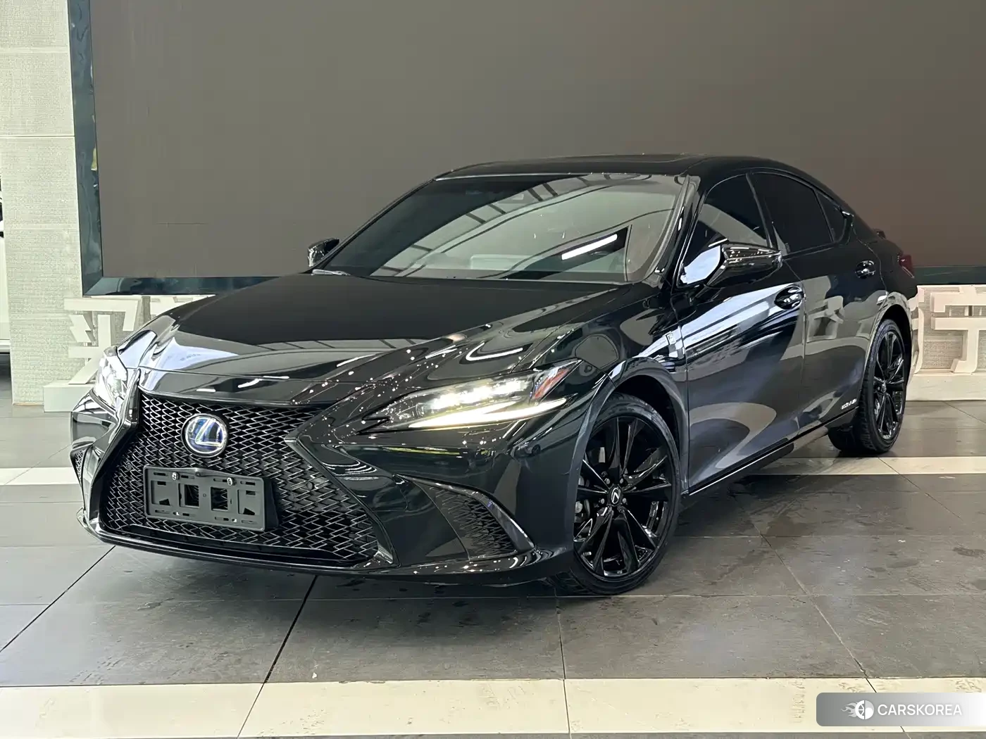 Lexus ES id 4679660 из Китая 13