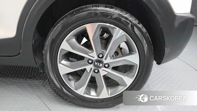 Kia Stonic id 4403508 из Кореи 13