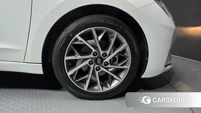 Hyundai The New Avante AD id 4520011 из Кореи 13