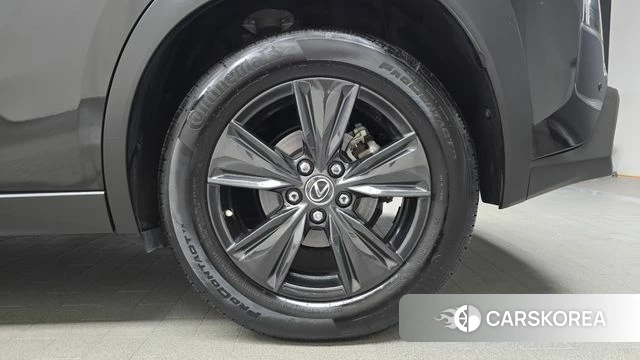 Lexus UX250h id 4701408 из Кореи 13