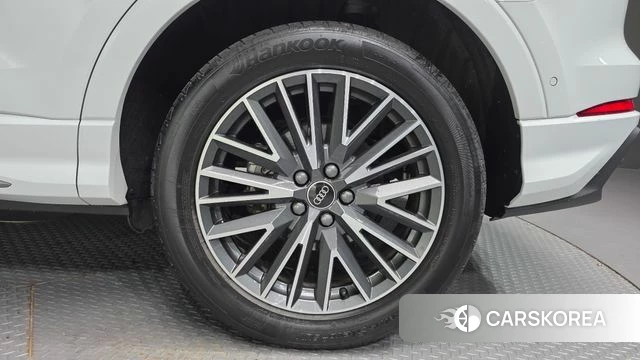 Audi Q3 (F3) id 4682070 из Кореи 13
