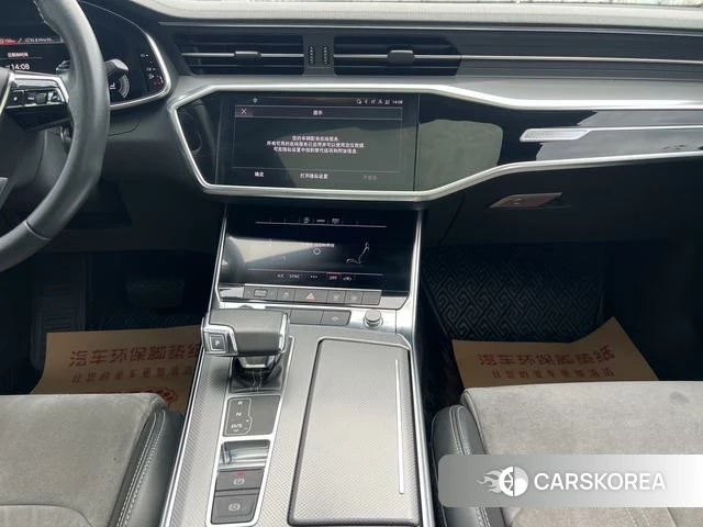 Audi A6L id 4399674 из Китая 13