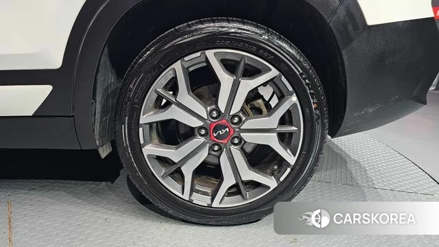 Kia Seltos id 4624696 из Кореи 13