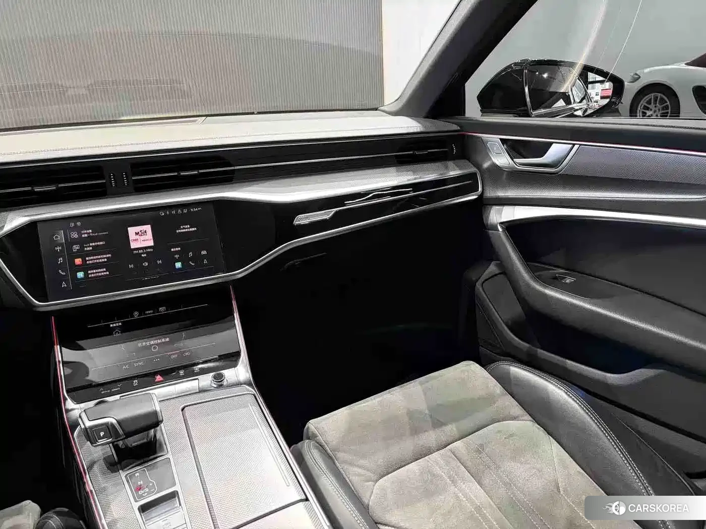 Audi A6L id 4654485 из Китая 13