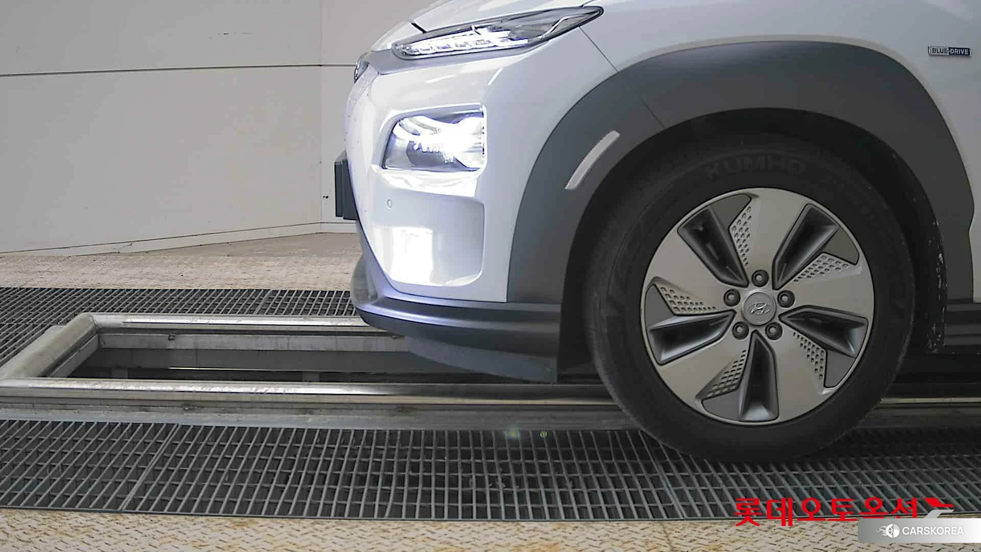 Hyundai KONA Electric id 4289419 из Кореи 13