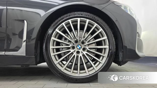 BMW 7 Series (G11) id 4917547 из Кореи 13
