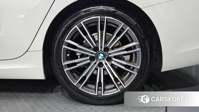 BMW 3 Series (G20) id 4594178 из Кореи 13