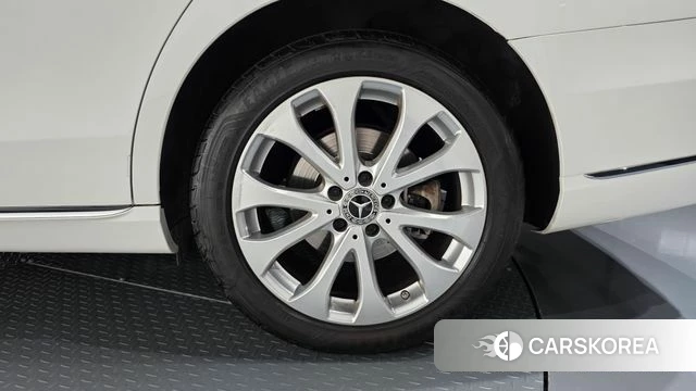 Mercedes-Benz E-Class W213 id 4900380 из Кореи 13