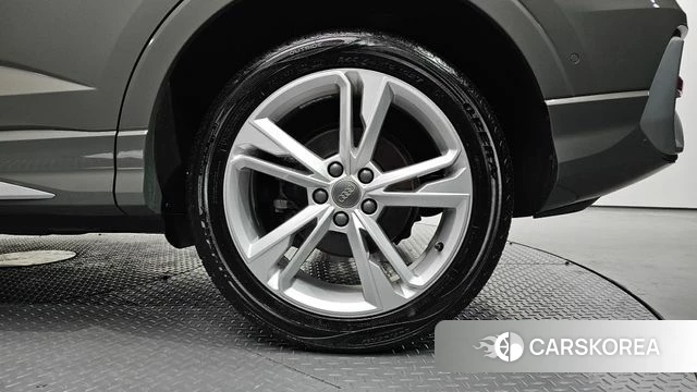 Audi Q3 (F3) id 4937031 из Кореи 13