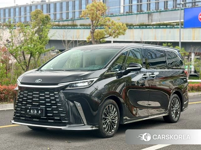 Lexus LM id 4259686 из Китая 13