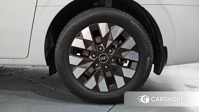 Hyundai Staria id 4303582 из Кореи 13
