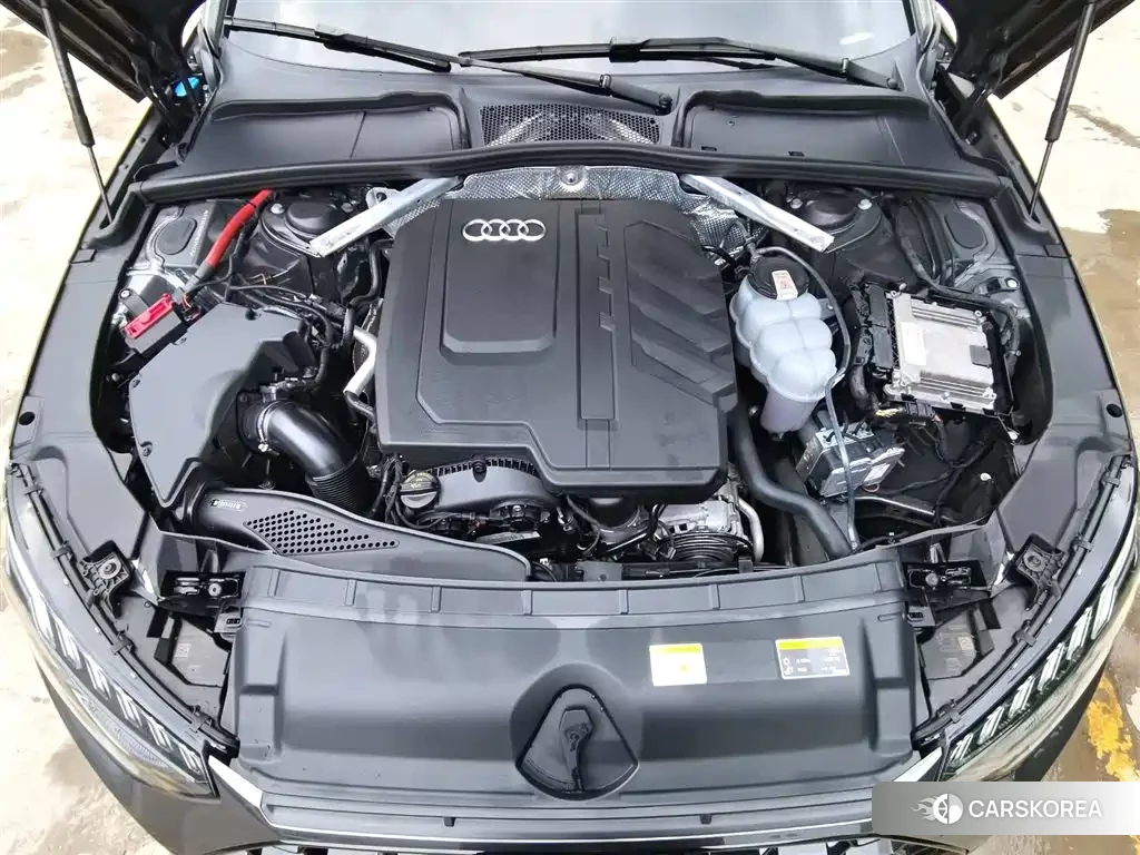 Audi A4L id 4599614 из Китая 13