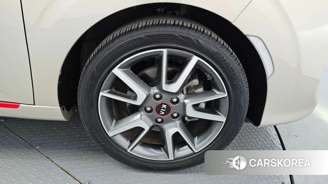 Kia Soul Booster id 4465258 из Кореи 13