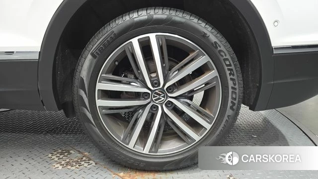 Volkswagen Tiguan Allspace id 4635562 из Кореи 13