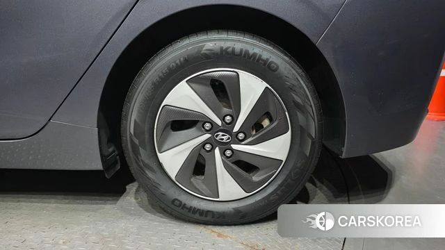 Hyundai Ionic Hybrid id 4882728 из Кореи 13