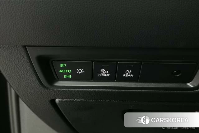Volkswagen Touareg id 4210708 из Китая 13