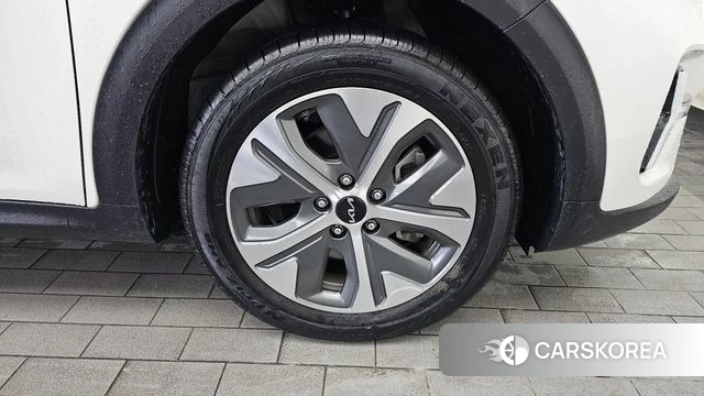 Kia Niro Plus id 4613526 из Кореи 13