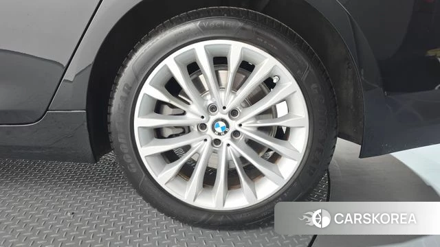 BMW 5 Series (G30) id 4281644 из Кореи 13