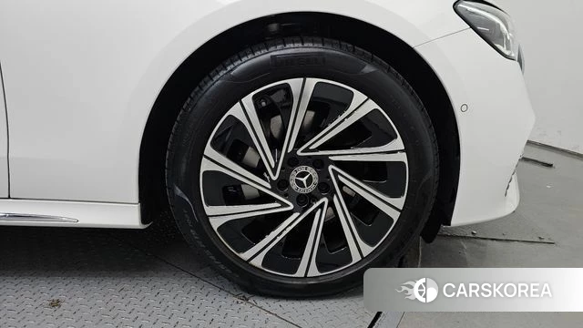 Mercedes-Benz E-Class W214 id 4739267 из Кореи 13