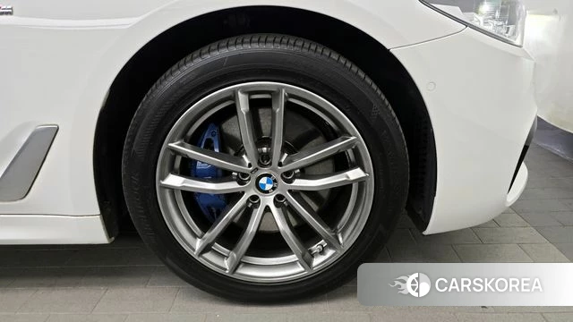BMW 5 Series (G30) id 4203777 из Кореи 13