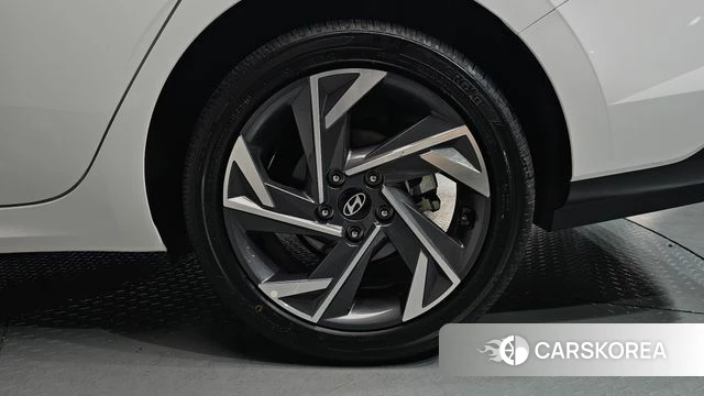 Hyundai The New Avante (CN7) id 4622838 из Кореи 13