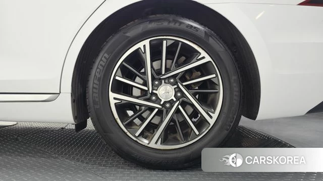 Hyundai The New Grandeur IG id 4518123 из Кореи 13