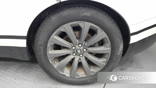 Land Rover Range Rover Velar id 4633320 из Кореи 13