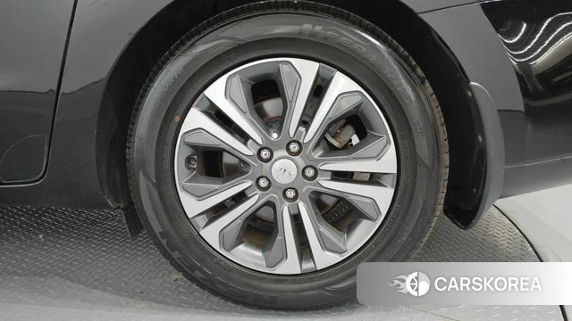 Kia The New Carnival id 4647779 из Кореи 13
