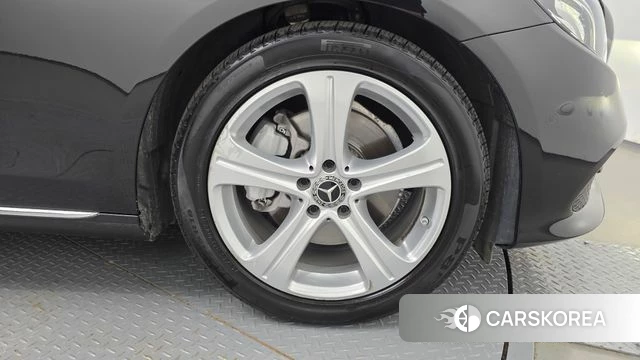 Mercedes-Benz E-Class W213 id 4525947 из Кореи 13
