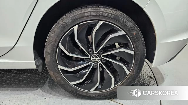 Volkswagen Golf 8th Generation id 4650100 из Кореи 13