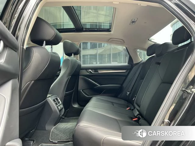 Honda Accord id 4342159 из Китая 13