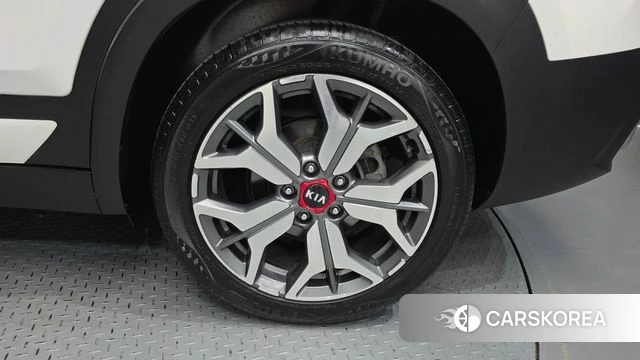 Kia Seltos id 4196670 из Кореи 13