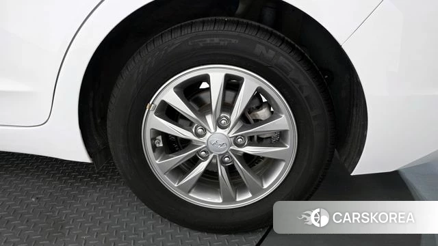 Hyundai The New Avante AD id 4317643 из Кореи 13