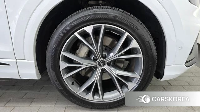 Audi Q8 (4M) id 4506581 из Кореи 13