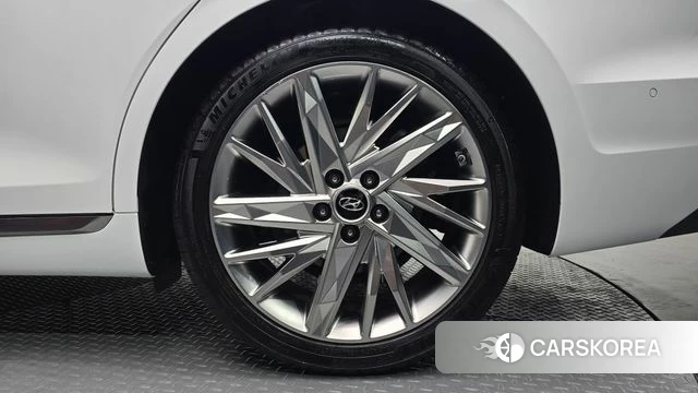 Hyundai The New Grandeur IG id 4267672 из Кореи 13