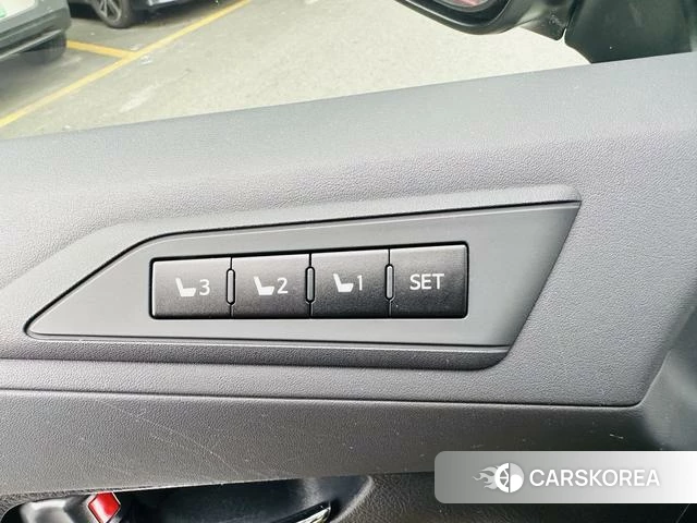 Toyota Elfa id 4263595 из Китая 13