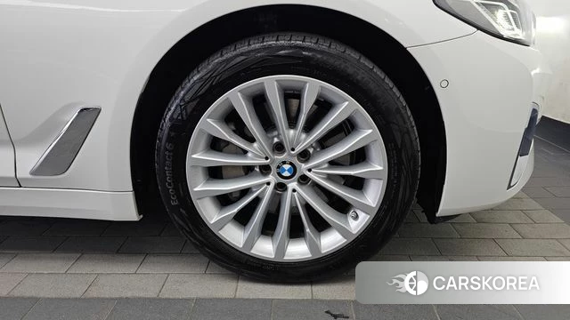 BMW 5 Series (G30) id 4793067 из Кореи 13