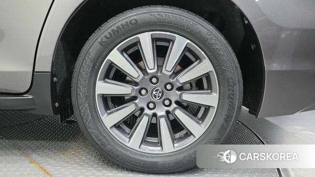 Toyota Sienna id 4722713 из Кореи 13