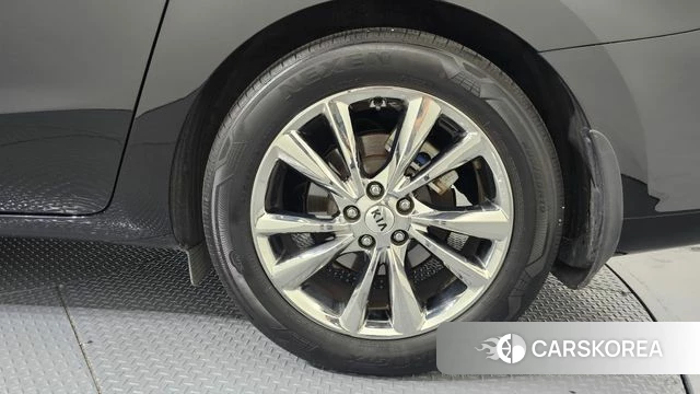Kia The New Carnival id 4490741 из Кореи 13
