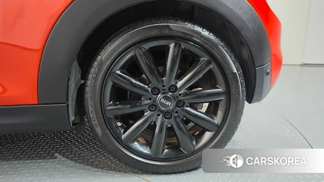 Mini Cooper S id 4703523 из Кореи 13