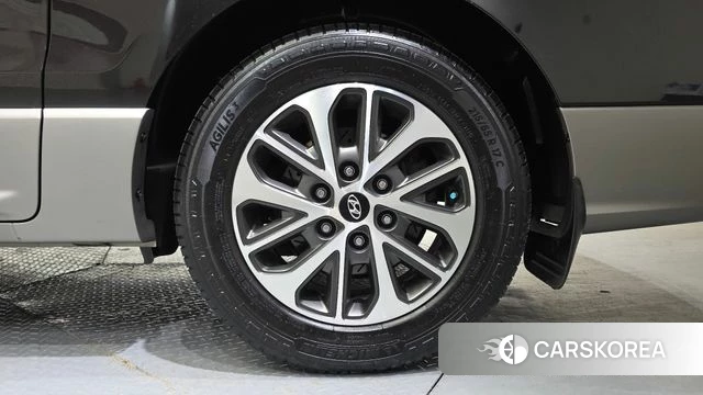 Hyundai The New Grand Starex id 4251421 из Кореи 13