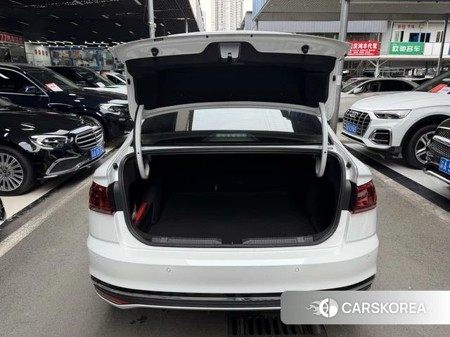 Volkswagen Bora id 4259025 из Китая 13