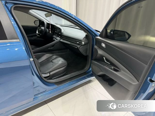 Hyundai Elantra id 4335170 из Китая 13