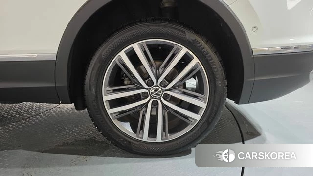 Volkswagen Tiguan Allspace id 4630677 из Кореи 13