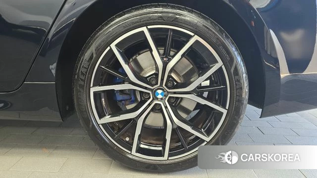 BMW 5 Series (G30) id 4864262 из Кореи 13