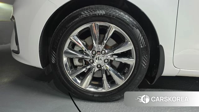 Kia The New Carnival id 4785636 из Кореи 13