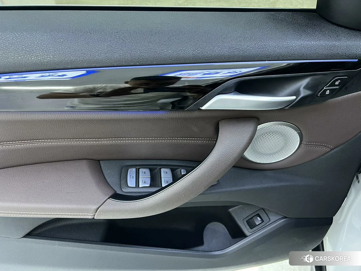 BMW X1 id 4510510 из Китая 13