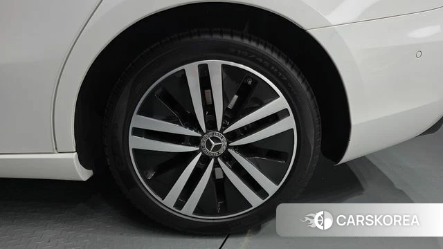 Mercedes-Benz A-Class W177 id 4697997 из Кореи 13