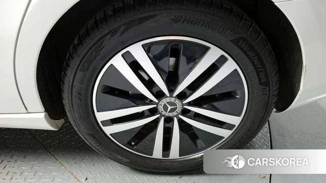 Mercedes-Benz A-Class W177 id 4356092 из Кореи 13